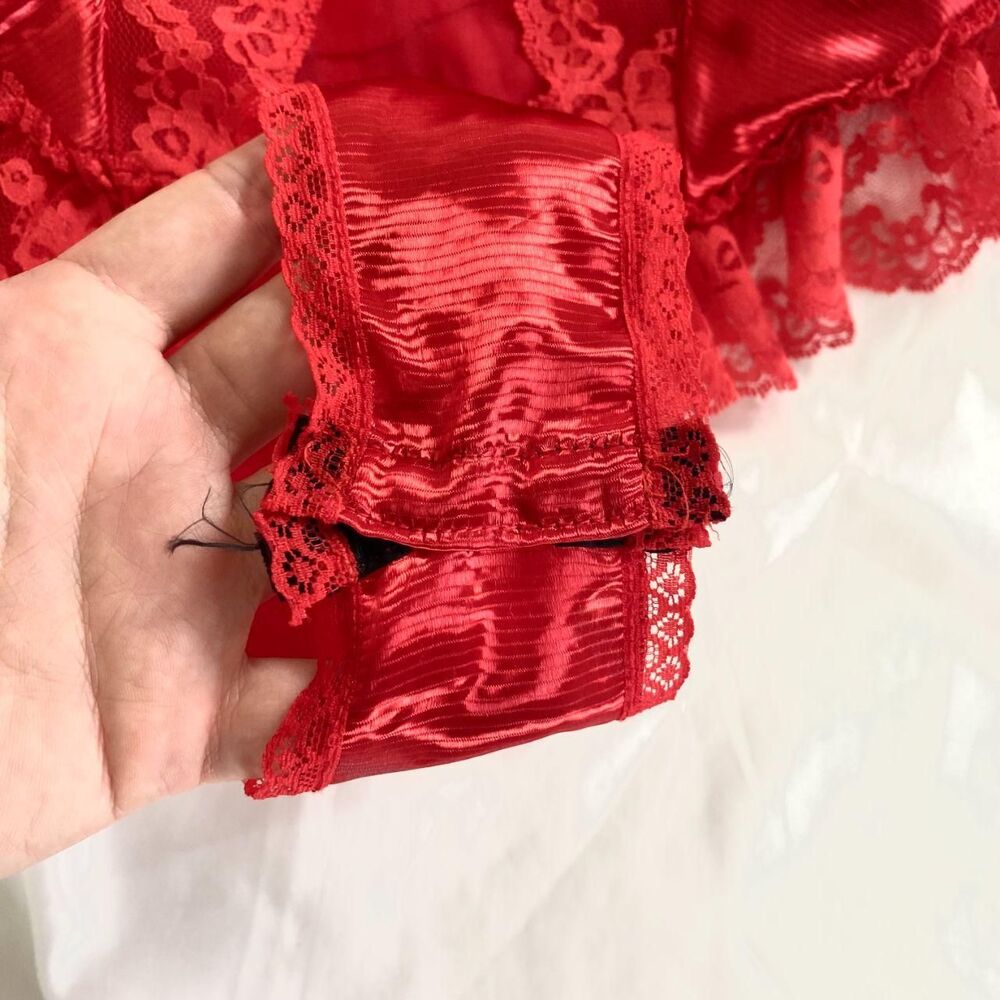 Vintage Made in USA Red Whimsical Coquette Lace Lingerie Teddy Bodysuit M - Picture 4 of 6